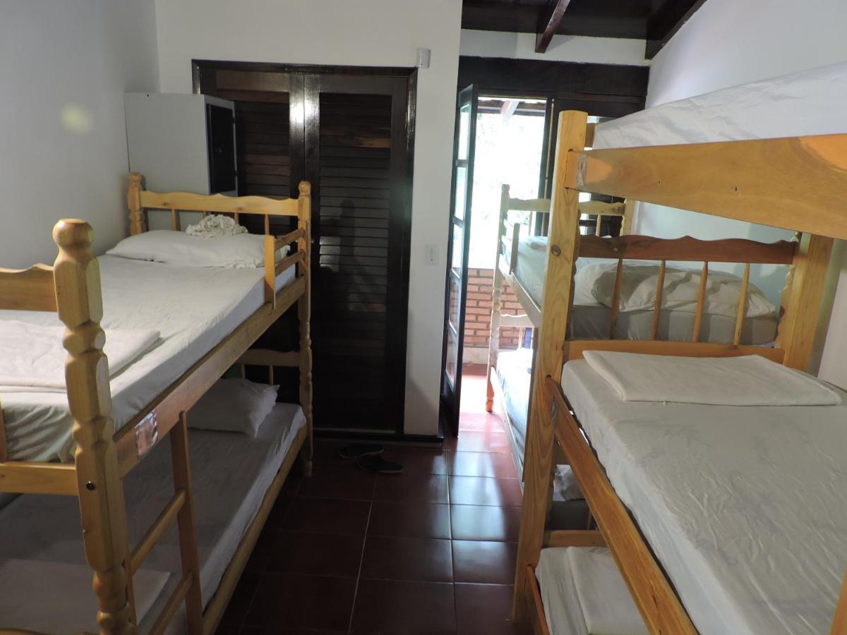 Hostel Brazil Backpackers Caragua Карагуататуба Екстер'єр фото